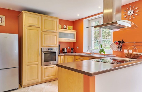 Le Vretot House | Beautiful private villa for 5 people with WIFI, TV, patio and pets allowed