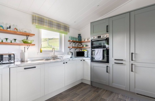 Kinross House | Beautiful private villa for 6 people with WIFI, TV, terrace and parking