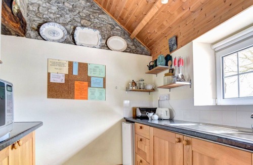 Llanwrda House | Beautiful private villa for 4 people with TV, patio, pets allowed and parking