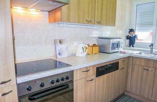 Muhldorf House | Beautiful private villa for 4 guests with WIFI, TV, terrace, pets allowed and parking