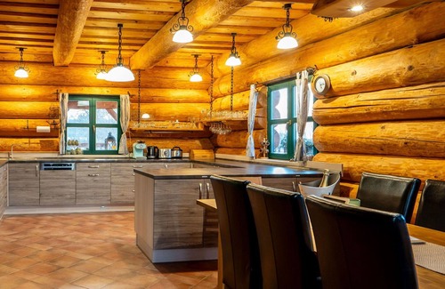 Benesov nad Cernou House | Beautiful private villa for 12 people with WIFI, patio, pets allowed and parking