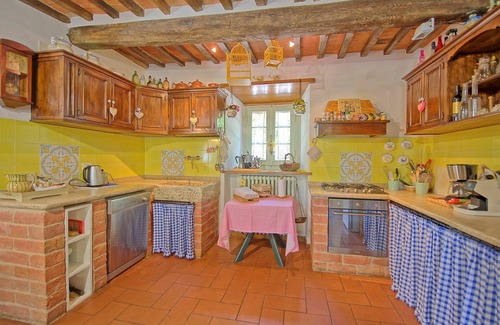 San Pietro a Cegliolo Villa | Beautiful private villa with A/C, private pool, WIFI, TV, panoramic view, parking, close to Cortona
