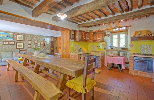 San Pietro a Cegliolo Villa | Beautiful private villa with A/C, private pool, WIFI, TV, panoramic view, parking, close to Cortona