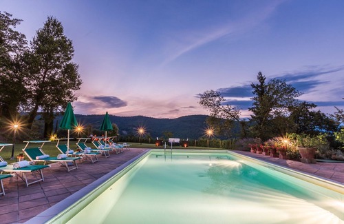 Ripoli Villa | Beautiful private villa with A/C, private pool, WIFI, hot tub, TV, patio and panoramic view
