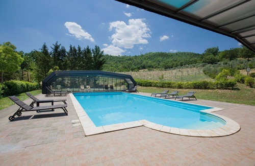Trivigno Villa | Beautiful private villa for 20 guests with WIFI, A/C, pool, TV, patio and pets allowed