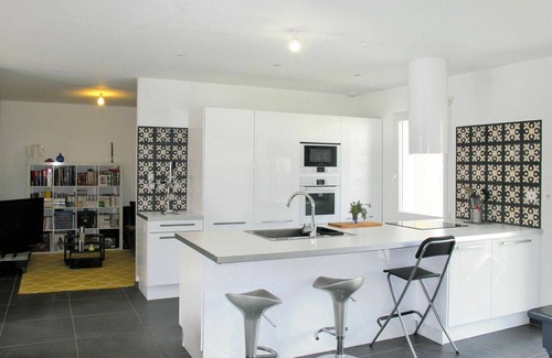 Carcans House | Beautiful private villa for 6 guests with WIFI, TV, terrace, pets allowed and parking