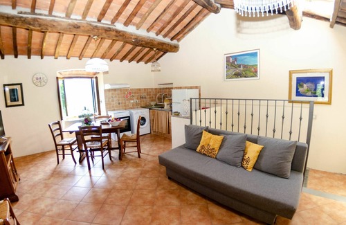 Lanciole Villa | Beautiful private villa for 5 guests with WIFI, private pool, TV, panoramic view and parking