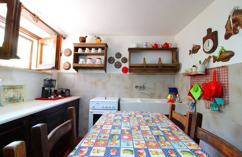 San Feliciano Villa | Beautiful private villa for 5 guests with pool, WIFI, TV and pets allowed