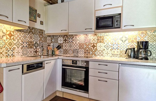 Prutz House | Beautiful private villa for 7 people with WIFI, TV, terrace, pets allowed and parking
