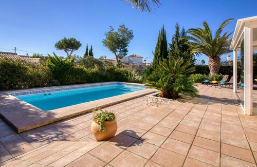 Costa Nova House | Beautiful private villa for 6 guests with private pool, WIFI, A/C, TV, patio and parking