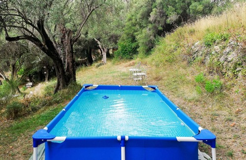 Chateauneuf-Grasse House | Beautiful private villa for 6 guests with private pool, WIFI, TV, patio, pets allowed and parking