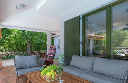 Murine House | Beautiful private villa for 6 people with WIFI, A/C, private pool, TV, terrace and parking