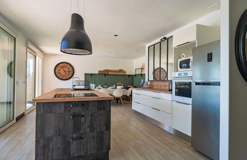 Dausse House | Beautiful private villa with private pool, WIFI, TV, terrace, panoramic view and parking