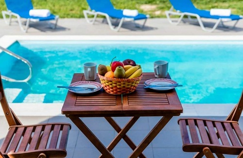 Fanes Villa | Beautiful private villa with A/C, private pool, WIFI, TV, balcony, panoramic view and parking