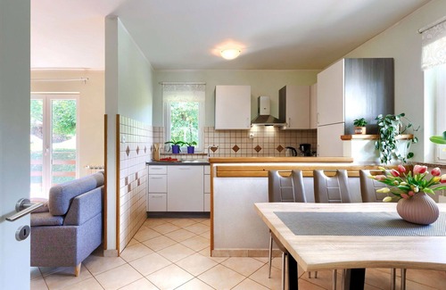Pican House | Beautiful private villa with A/C, WIFI, private pool, TV, patio, pets allowed and parking