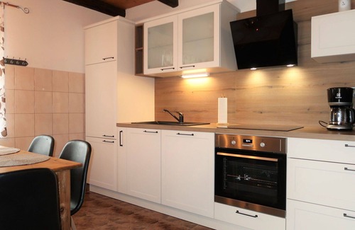 Kozljani House | Beautiful private villa for 4 guests with WIFI, A/C, TV, terrace, pets allowed and parking