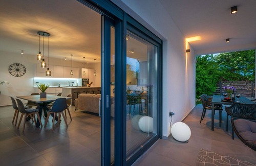 Filipana House | Beautiful private villa for 6 people with A/C, WIFI, private pool, TV, terrace and parking