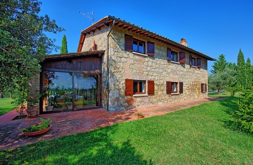 Cetona Villa | Beautiful private villa for 7 guests with A/C, private pool, TV, panoramic view and parking