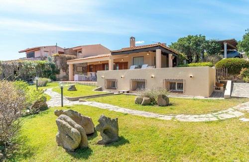 Porto Rafael House | Beautiful private villa for 8 people with TV, terrace, pets allowed and parking