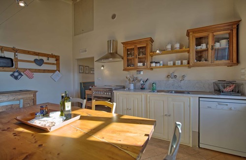 Le Piazze Villa | Beautiful private villa for 6 people with pool, A/C, WIFI, panoramic view and parking