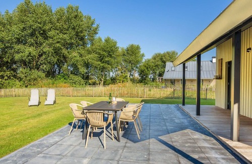 Tholen House | Beautiful private villa for 6 people with WIFI, TV and parking