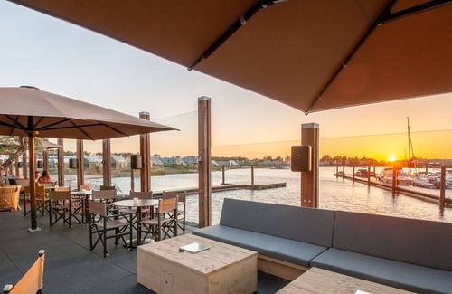 Tholen House | Beautiful private villa for 6 people with WIFI, TV and parking