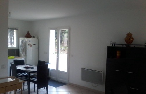Vidauban Villa | Beautiful Provencal house with swimming pool, in the heart of an oak grove 7 km/village