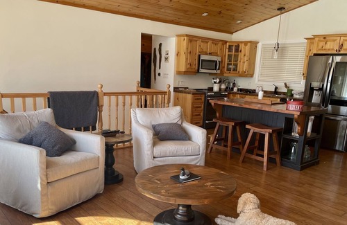 Dysart et al House | Beautiful, quiet location on Redstone Lake