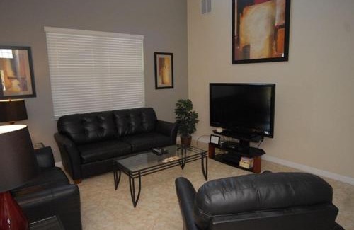 Veranda Palms House | Beautiful Renovated 6 Bed Pool Home home