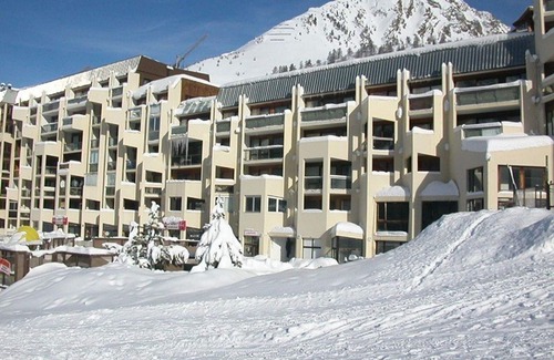Isola Apartment | Beautiful Renovated Apartment at the Foot of the Slopes in Isola 2000