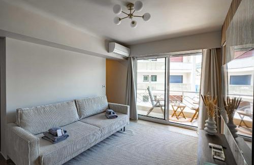 Cannes City Centre Apartment | Beautiful renovated flat - close to Martinez Hotel