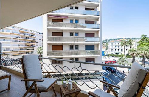 Cannes City Centre Apartment | Beautiful renovated flat - close to Martinez Hotel