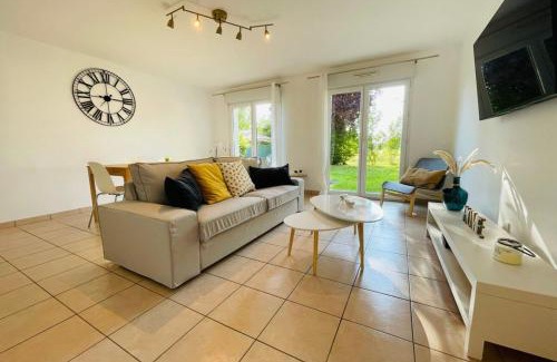 Veretz House | Beautiful renovated house in a residential area