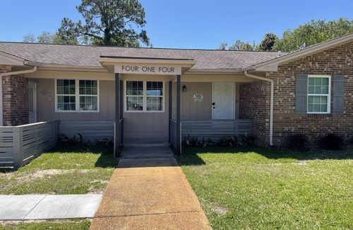 Pensacola Apartment | Beautiful Renovated Studio Close to Pensacola Beach