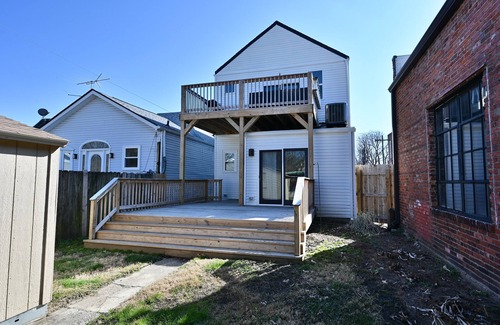 Germantown House | Beautiful Renovated 3-bedroom house with WiFi and AC in lovely Louisville