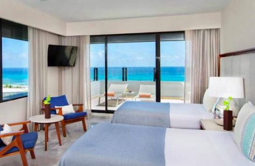 La Isla Resort | Beautiful resort vacation studio suite