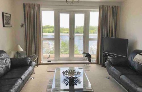 Grangetown Apartment | Beautiful river views: 2 bed/2 bath modern flat
