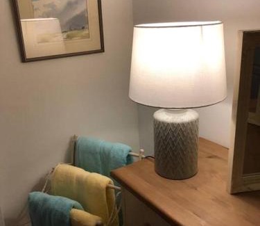 Upton upon Severn Apartment | Beautiful riverfront cosy one bedroom apartment