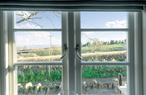 Woolhope Cottage | Beautiful-Romantic, luxurious cottage with stunning views