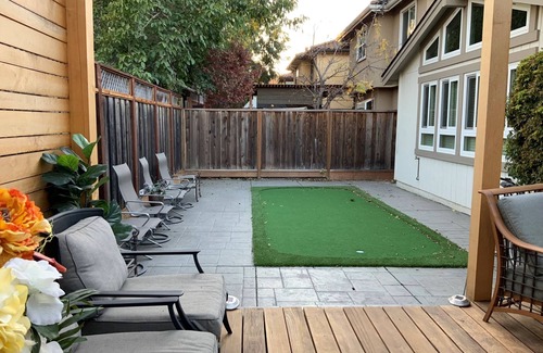 West San Jose House | Beautiful room in the ranch style house next to Santana Row