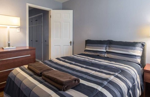 Royal Oak House | Beautiful Royal Oak Townhouse