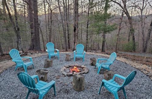 Marshall House | Beautiful Rustic Cabin Surrounded by Nature with Incredible Views and a Wrap-Around Deck for an Amazing Glamping Experience in Marshall, NC