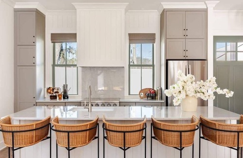 Thunderbolt House | Beautiful Savannah Retreat | Heated Pool