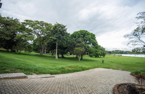 Kampala Resort | Beautiful Scenery, Incredible Natural Surroundings & Breathe Taking Vistas,