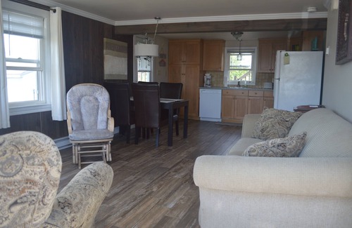 Seabrook Apartment | Beautiful Seabrook Beach ~ Enjoy a family vacation in a clean, beautiful home!