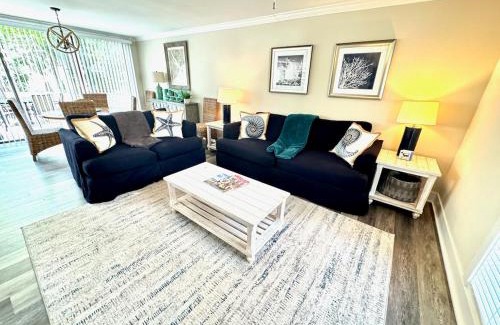 North Forest Beach House | Beautiful Seascape Beach Villa -upgraded 2 bd 2 ba