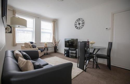 Whitley Bay Apartment | Beautiful Seaside Apartment-free parking