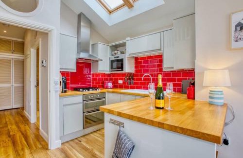 Eype House | Beautiful Seaside Holiday Home