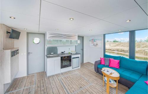 Cedry Wielkie Boat Rental | Beautiful Ship In Blotnik With Wifi
