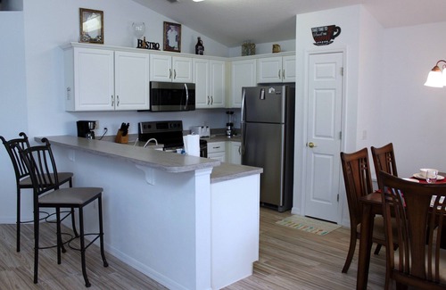 Highgate Park Villa | Beautiful South Facing Pool Villa Gated Community Free WiFi Close to Disney